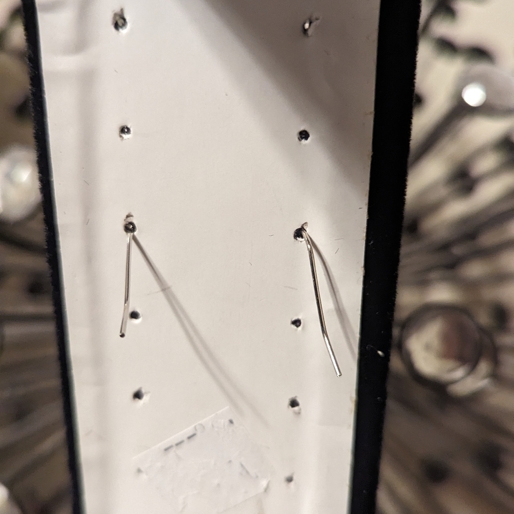 Jeweled owl earrings - Picture 3 of 4